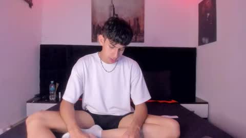 Aron online show from November 27, 7:27 pm