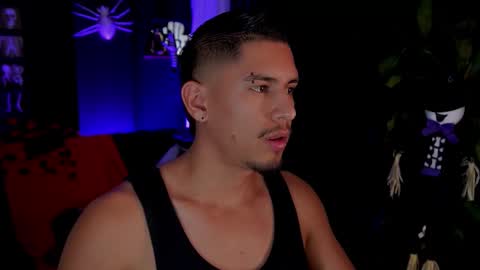 AARON  online show from October 21, 1:06 am