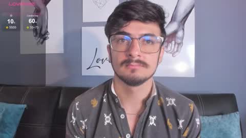 aaronfuentes7 online show from October 1, 12:11 pm