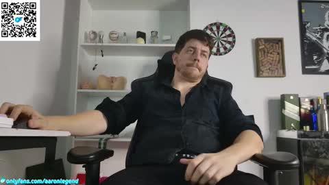 Aaron  online show from March 1, 5:31 am