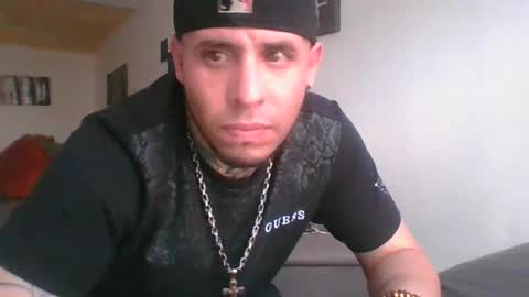 aaronm7907 online show from October 5, 11:24 pm