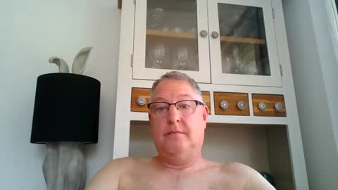 Aaron online show from June 16, 11:24 am