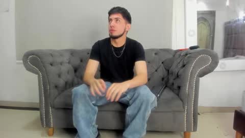 aaronpiers online show from November 6, 3:46 pm