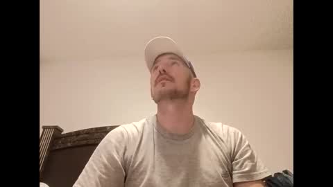 aaronshere888888 online show from May 20, 7:36 am