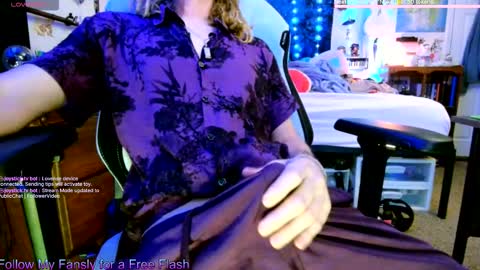 Aaron Skeetman online show from February 21, 12:06 pm