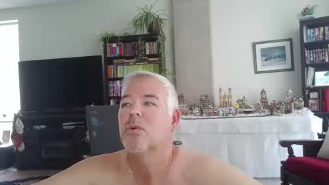 Snapshot of aarosteev chatting on November 26, 3:13 pm Jason online show from November 26, 3:13 pm