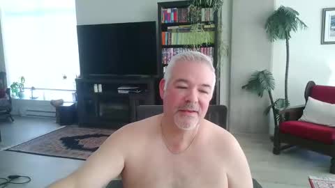 Snapshot of aarosteev chatting on February 6, 1:36 pm Jason online show from February 6, 1:36 pm