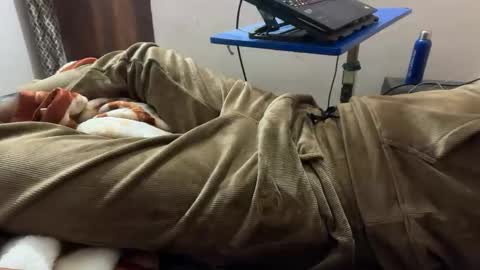 aaryan_sexoo online show from November 8, 7:01 pm