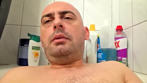 abas1986 online show from December 15, 10:08 am