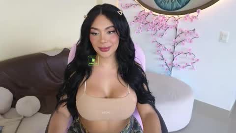 Snapshot of abbeyone chatting on November 30, 5:39 pm Send me DM Offline online show from November 30, 5:39 pm