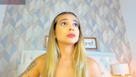 Snapshot of abbie_jones_1 chatting on February 10, 3:46 am Abbie online show from February 10, 3:46 am