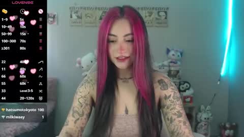 abbie  70OFF online show from November 7, 4:18 pm