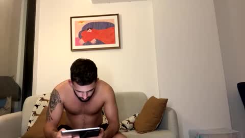 Snapshot of abbie_xo1 chatting on November 16, 2:55 pm Abbie xo online show from November 16, 2:55 pm