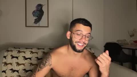 Snapshot of abbie_xo1 chatting on December 2, 6:25 pm Abbie xo online show from December 2, 6:25 pm