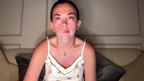 Abbie xo online show from January 13, 5:18 pm