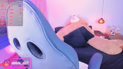 Abbie Edmond  online show from October 30, 4:03 am