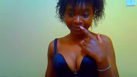 abbiehh online show from April 25, 11:13 am