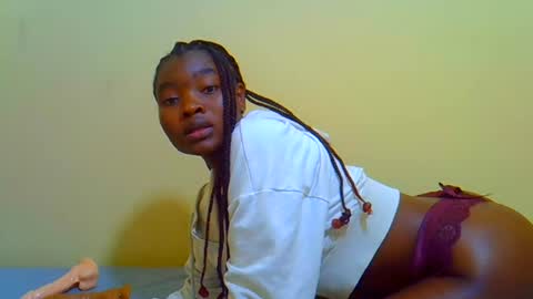 abbiehh online show from July 15, 3:39 pm