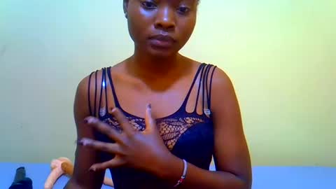 abbiehh online show from August 3, 12:32 pm
