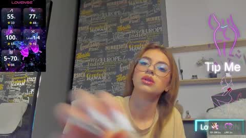 abbieraye online show from October 17, 5:26 pm
