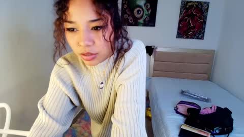 Lucia  online show from January 19, 2:59 pm