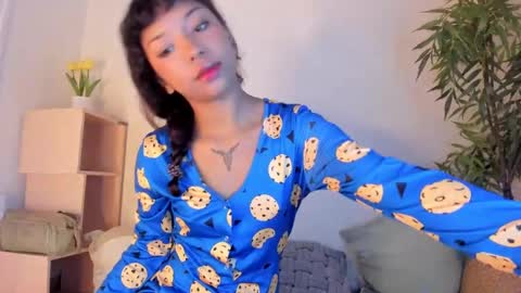 Lucia  online show from September 26, 6:45 pm