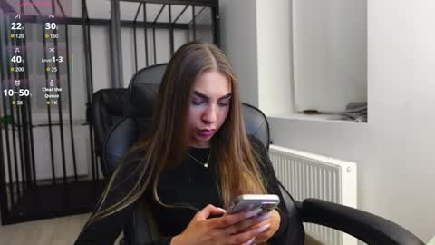 Snapshot of abby_laker chatting on October 9, 4:49 pm ABBY LAKER online show from October 9, 4:49 pm