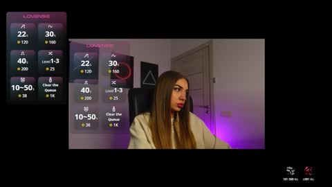 Snapshot of abby_laker chatting on October 25, 5:15 am ABBY LAKER online show from October 25, 5:15 am