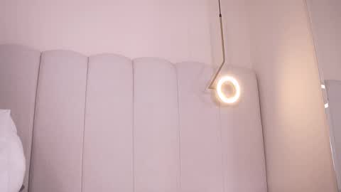 Snapshot of abby_me chatting on November 13, 12:04 pm A B B Y online show from November 13, 12:04 pm