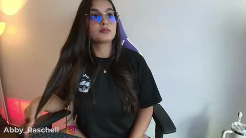 abby_raschell online show from February 18, 4:41 am