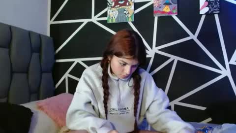 Snapshot of abby_rousse09 chatting on October 1, 3:01 am abby_rousse09 online show from October 1, 3:01 am