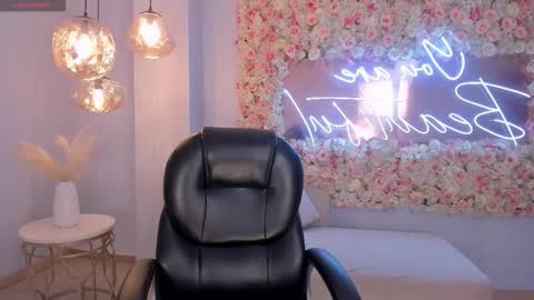 Abby Dalton  online show from October 7, 11:18 am