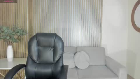 Snapshot of abbydalton chatting on June 16, 7:16 pm Abby Dalton online show from June 16, 7:16 pm