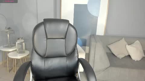 Snapshot of abbydalton chatting on June 24, 7:13 pm Abby Dalton online show from June 24, 7:13 pm