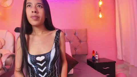 Naomy king  online show from October 2, 9:55 pm