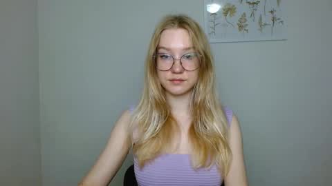 Abby Lovense is active online show from September 24, 9:12 am