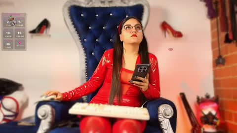 Snapshot of abbymora chatting on November 16, 8:58 pm Miss Abby online show from November 16, 8:58 pm