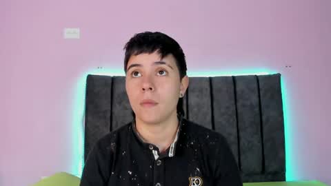 Snapshot of abbysmiitth_ chatting on December 21, 1:10 pm Abby Smith online show from December 21, 1:10 pm