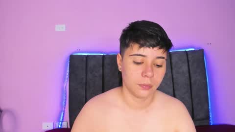 Snapshot of abbysmiitth_ chatting on January 7, 3:23 pm Abby Smith online show from January 7, 3:23 pm