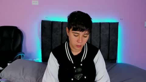 Snapshot of abbysmiitth_ chatting on January 21, 12:29 pm Abby Smith online show from January 21, 12:29 pm