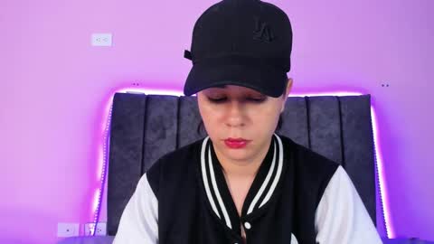 Snapshot of abbysmiitth_ chatting on January 23, 3:22 pm Abby Smith online show from January 23, 3:22 pm