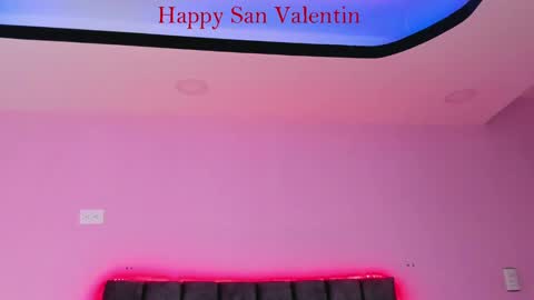 Snapshot of abbysmiitth_ chatting on February 14, 3:15 pm Abby Smith online show from February 14, 3:15 pm