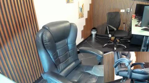 Abby Stones online show from November 26, 11:00 am