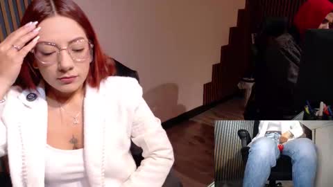 Snapshot of abbystones chatting on February 24, 12:47 pm Abby Stones online show from February 24, 12:47 pm