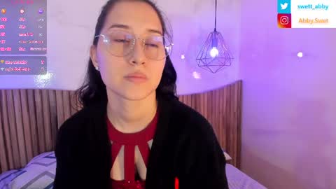 Snapshot of abbysweet1_ chatting on June 12, 12:15 pm Abigail online show from June 12, 12:15 pm
