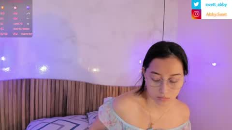 Snapshot of abbysweet1_ chatting on June 16, 12:30 pm Abigail online show from June 16, 12:30 pm