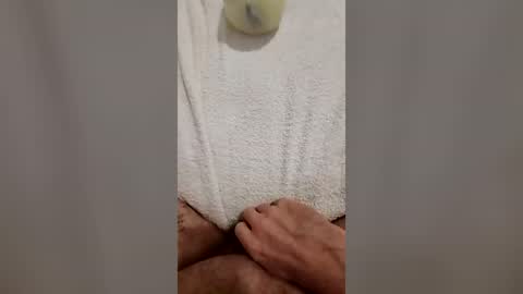 Snapshot of abe_up chatting on July 31, 7:57 pm abe_up online show from July 31, 7:57 pm
