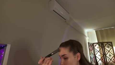 abella_danger_x online show from April 19, 7:18 am