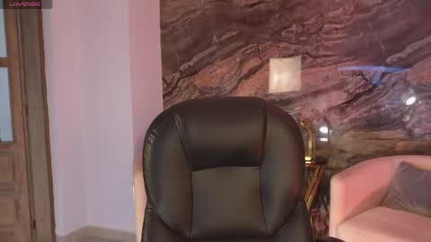 Snapshot of abellacroft chatting on May 25, 1:06 pm Abella online show from May 25, 1:06 pm