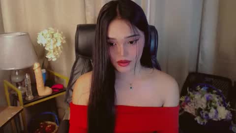 Snapshot of abetterchristine chatting on January 15, 2:27 am Abetterchristine online show from January 15, 2:27 am